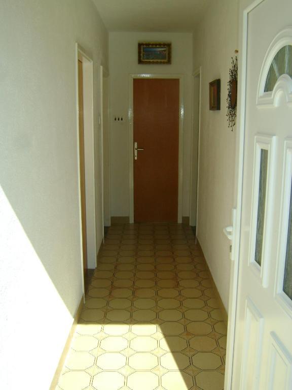 Apartments Mila Bol Szoba fotó